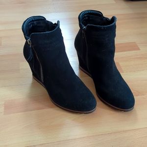 Suede wedge bootie size 7.5